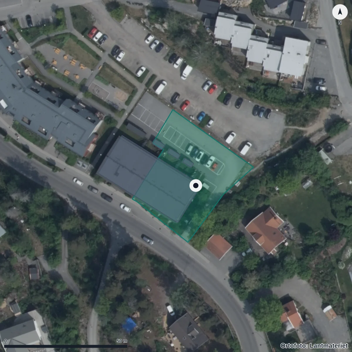 Flygbild över Gunnebo Förskola, ortofoto från Lantmäteriet