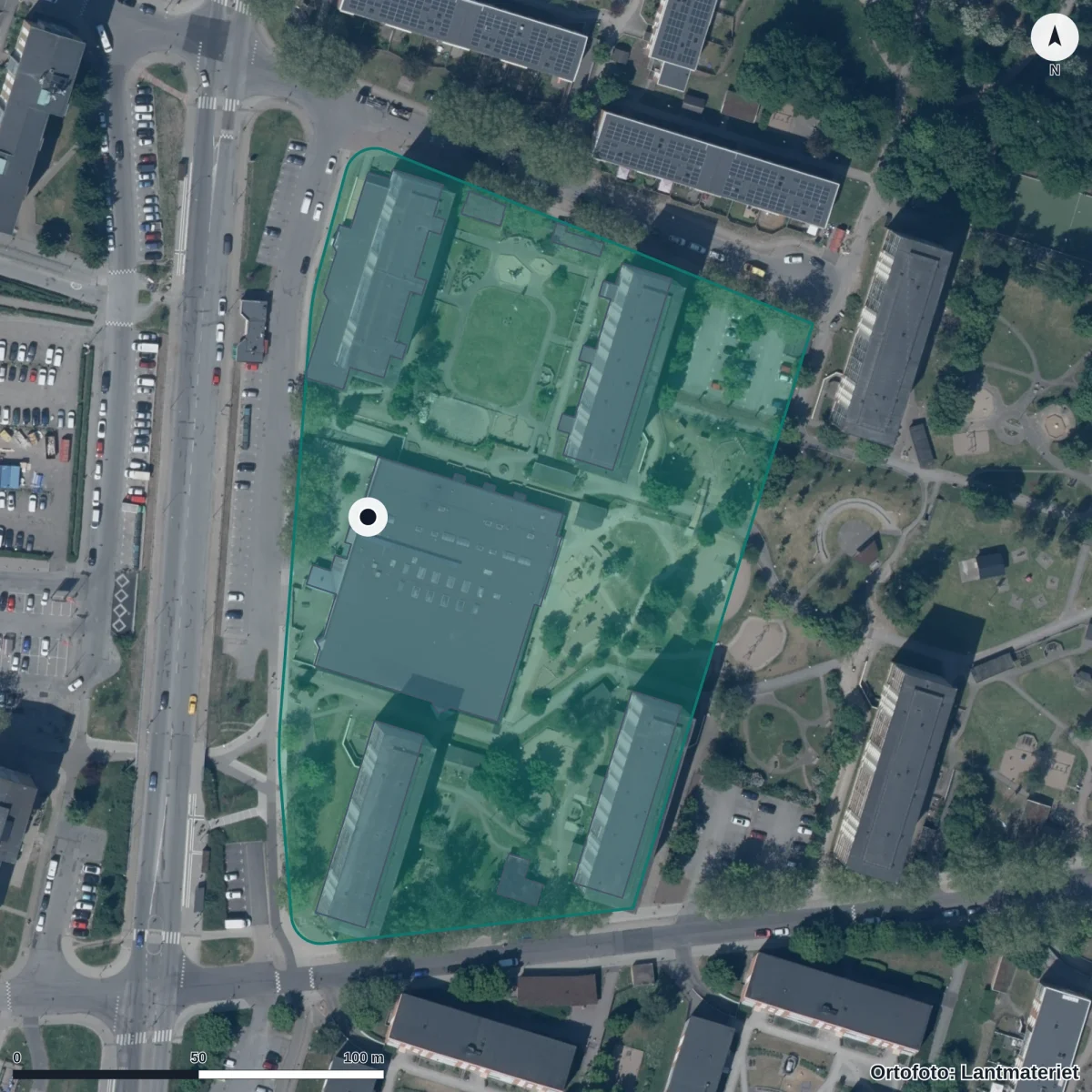 Flygbild över Gubbabackens Förskola, ortofoto från Lantmäteriet