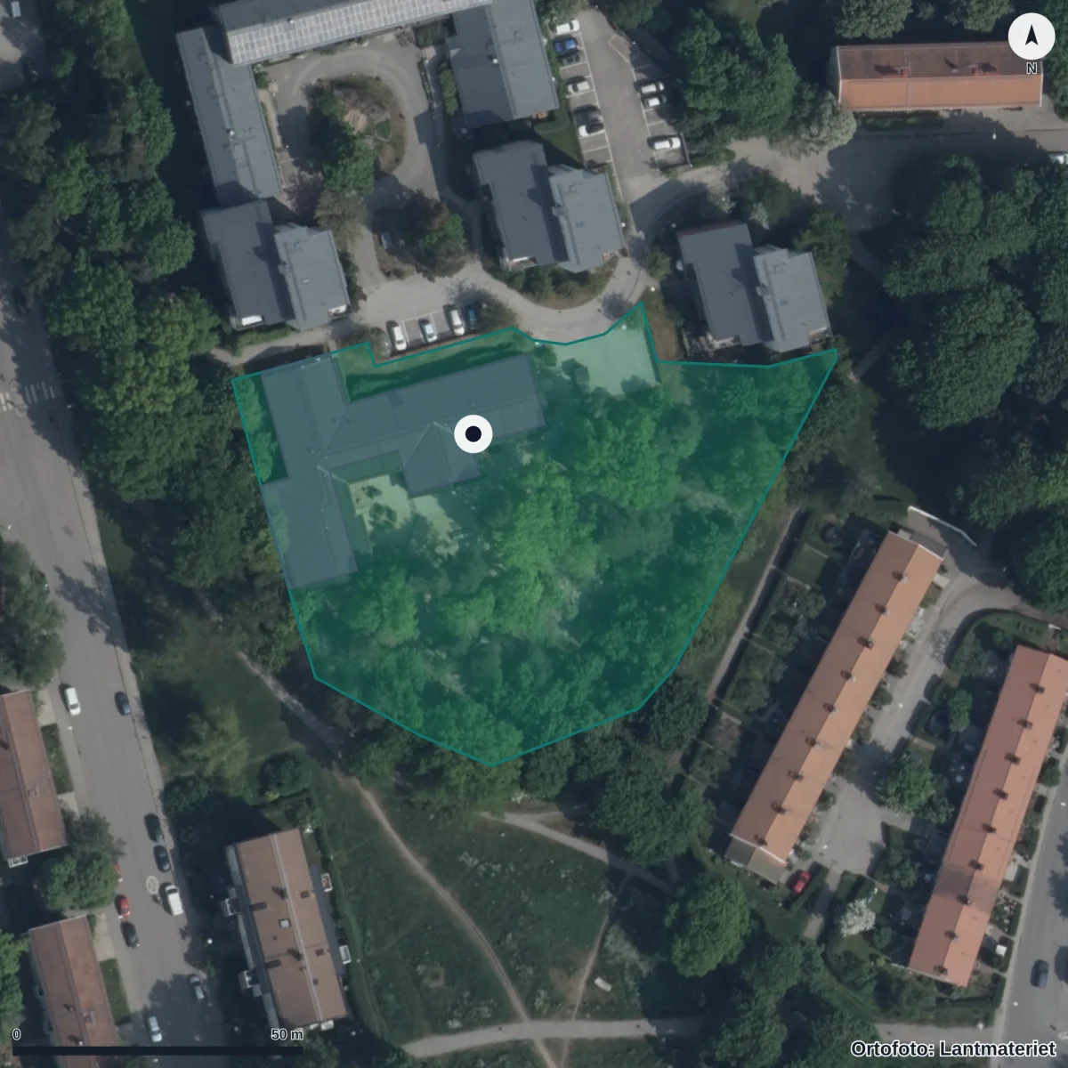 Flygbild över Förskolan Ekbacken, ortofoto från Lantmäteriet