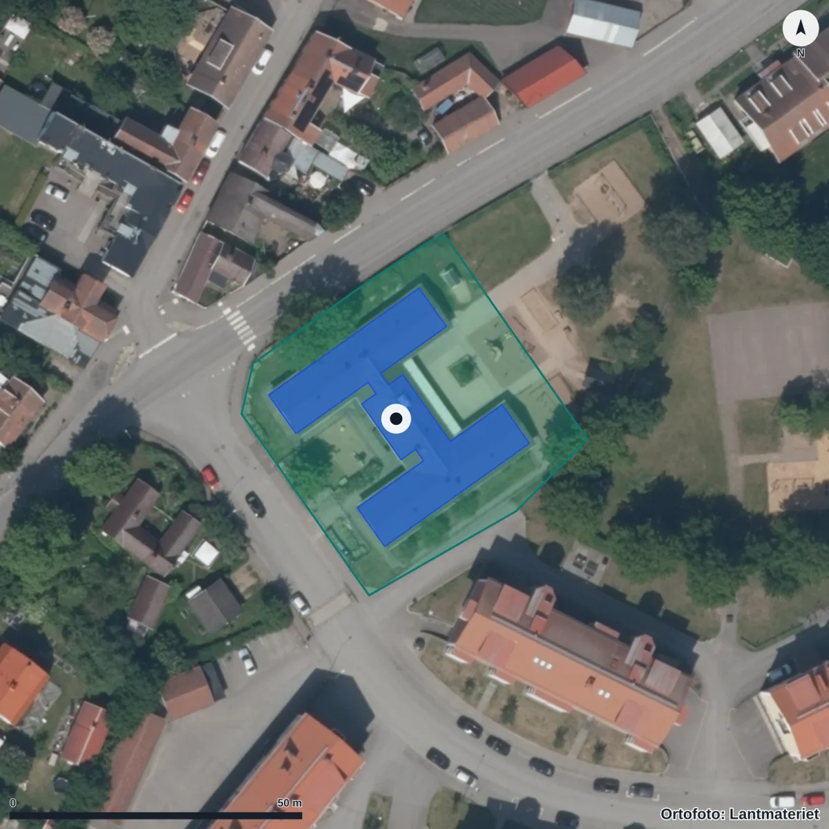 Flygbild över Vallens Förskola, ortofoto från Lantmäteriet