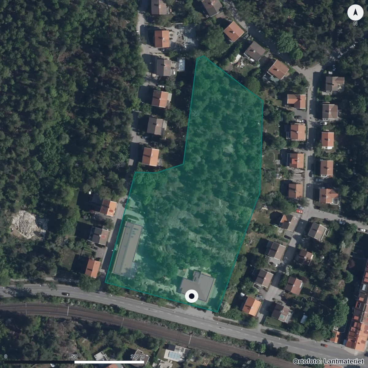 Flygbild över Förskolan Nockeby Kyrkväg 8/svanhildsv, ortofoto från Lantmäteriet