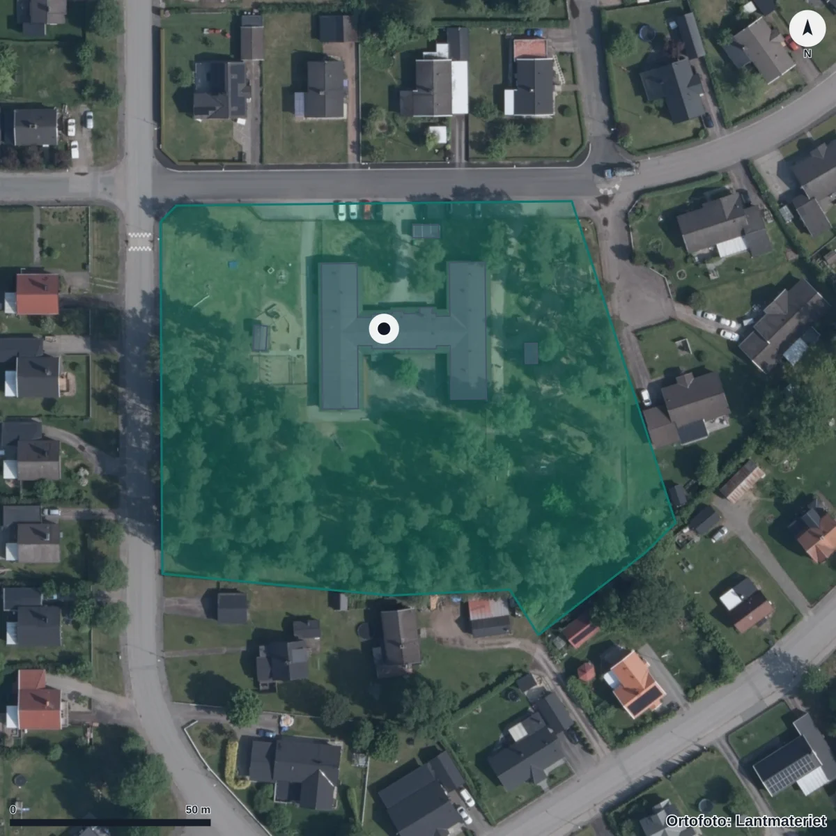 Flygbild över Tallens Förskola, ortofoto från Lantmäteriet