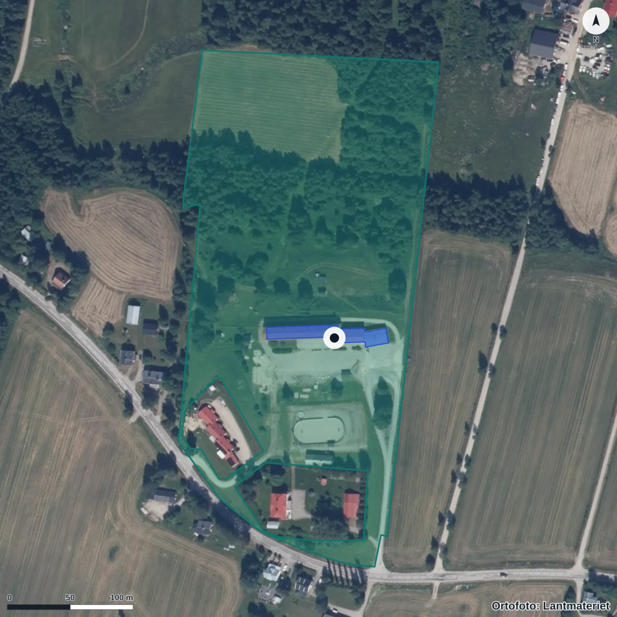 Flygbild över Skorpeds Förskola, ortofoto från Lantmäteriet