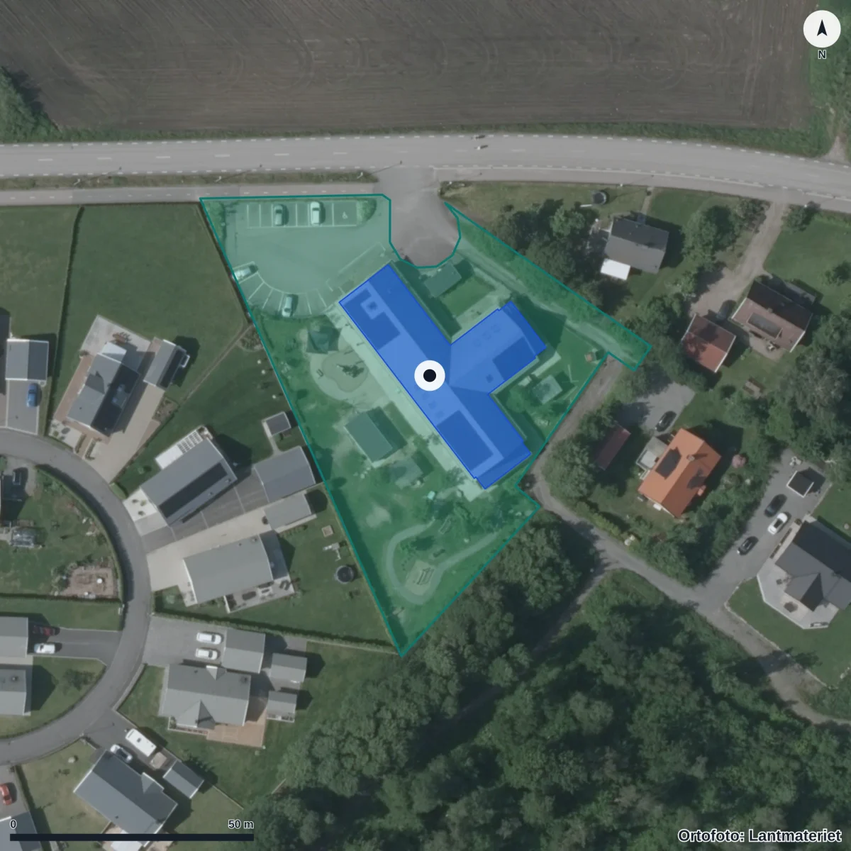 Flygbild över Dals Ängars Förskola, ortofoto från Lantmäteriet