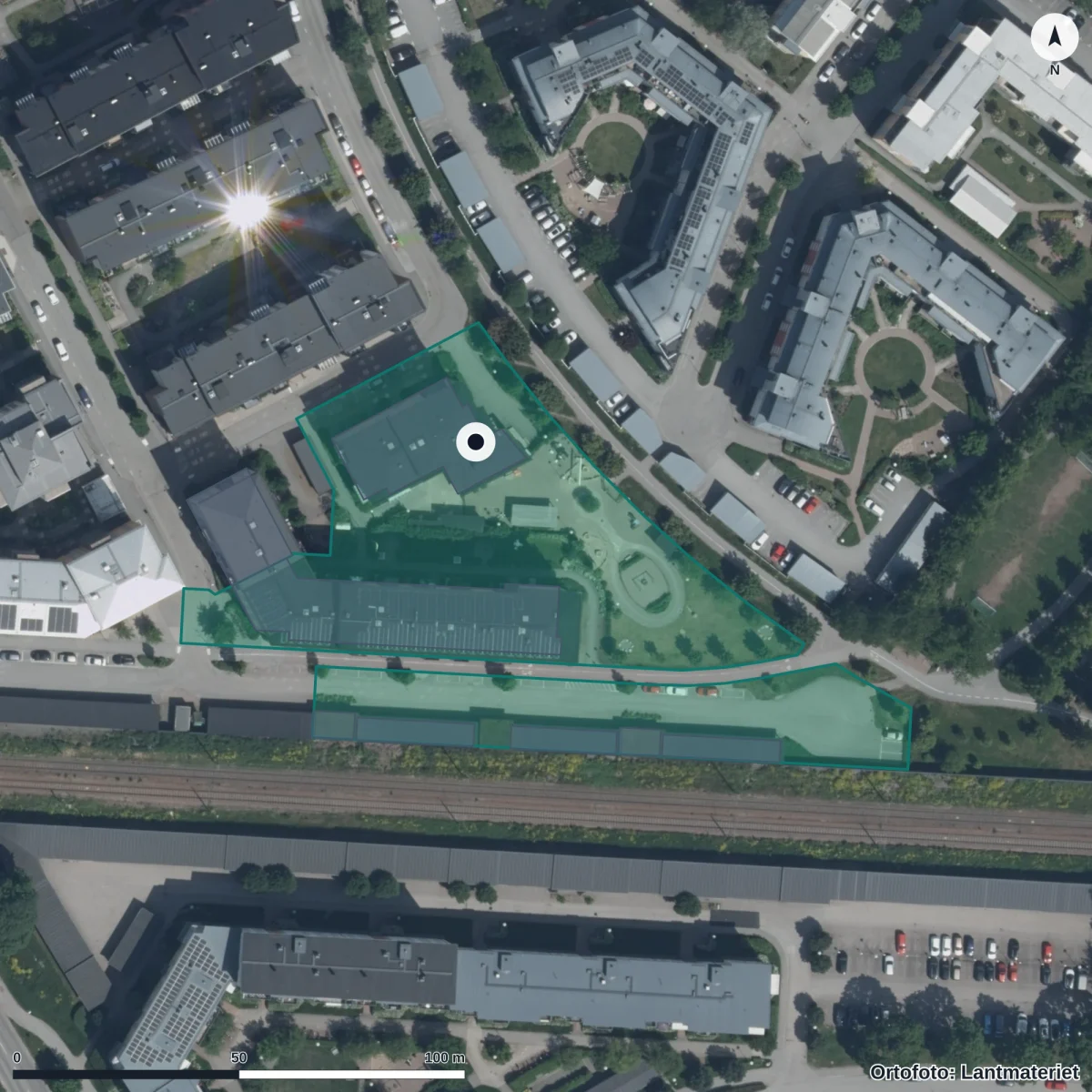 Flygbild över Tullmästaren Förskola, ortofoto från Lantmäteriet