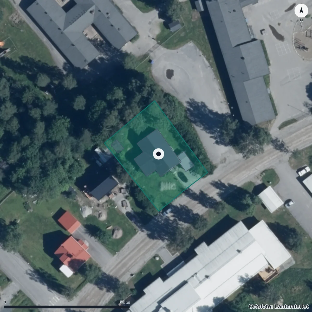 Flygbild över Södermalm Förskola, Daggkåpan, ortofoto från Lantmäteriet