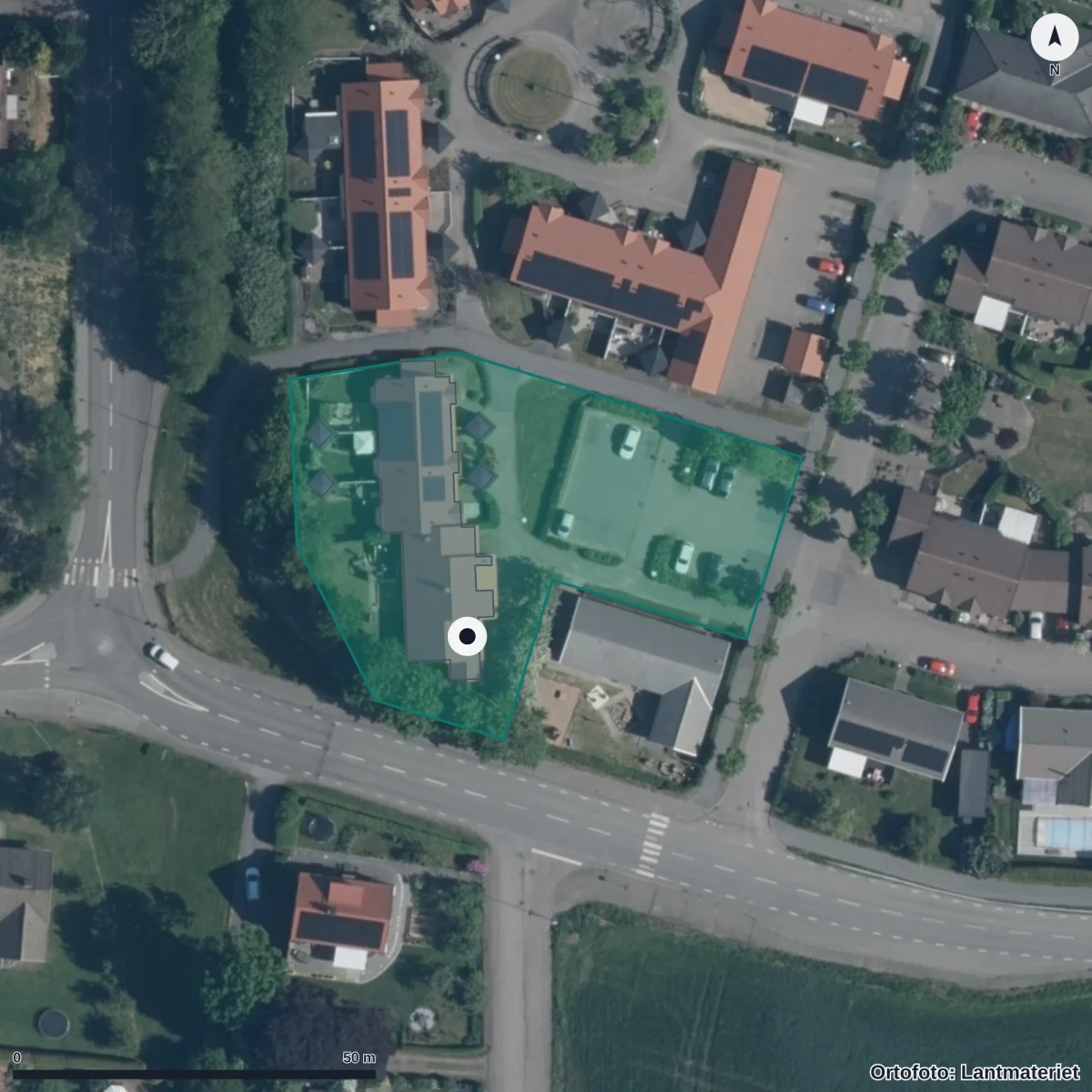 Flygbild över Wallåkrabygdens Förskola, ortofoto från Lantmäteriet