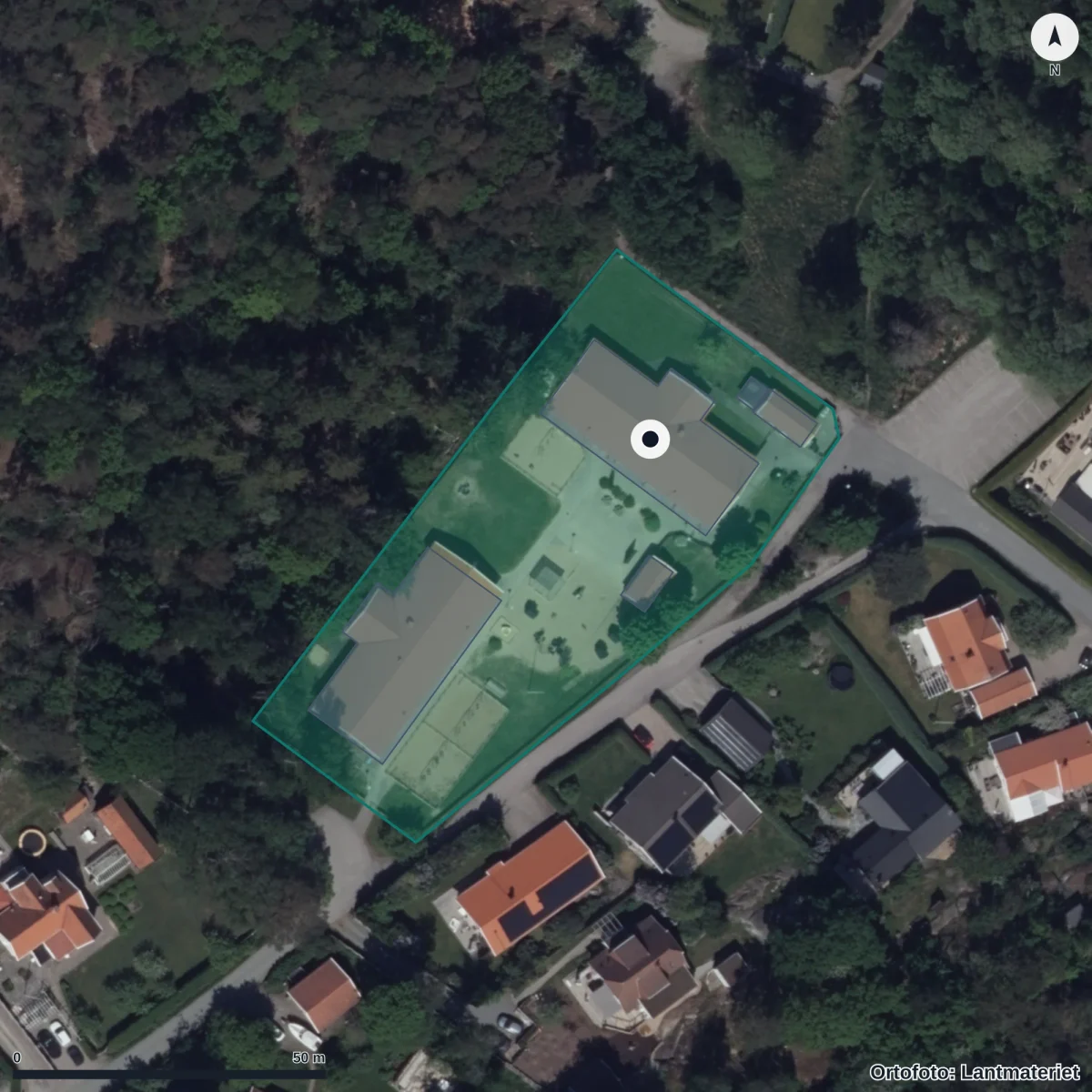 Flygbild över Spårhaga Förskola, ortofoto från Lantmäteriet