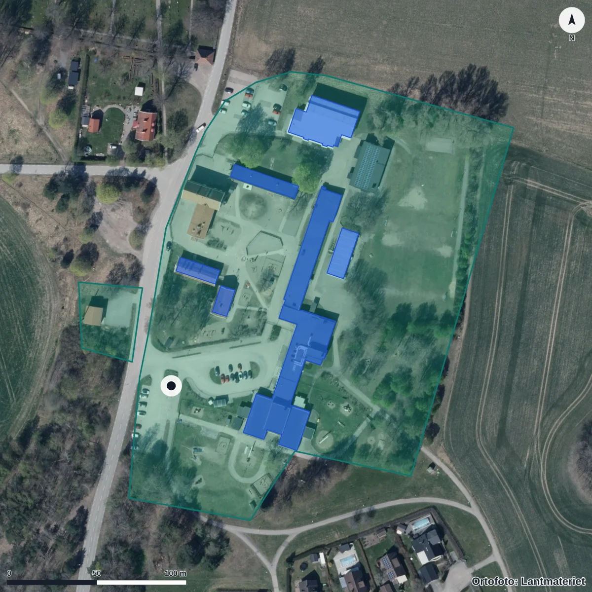 Flygbild över Kjula Förskola, ortofoto från Lantmäteriet