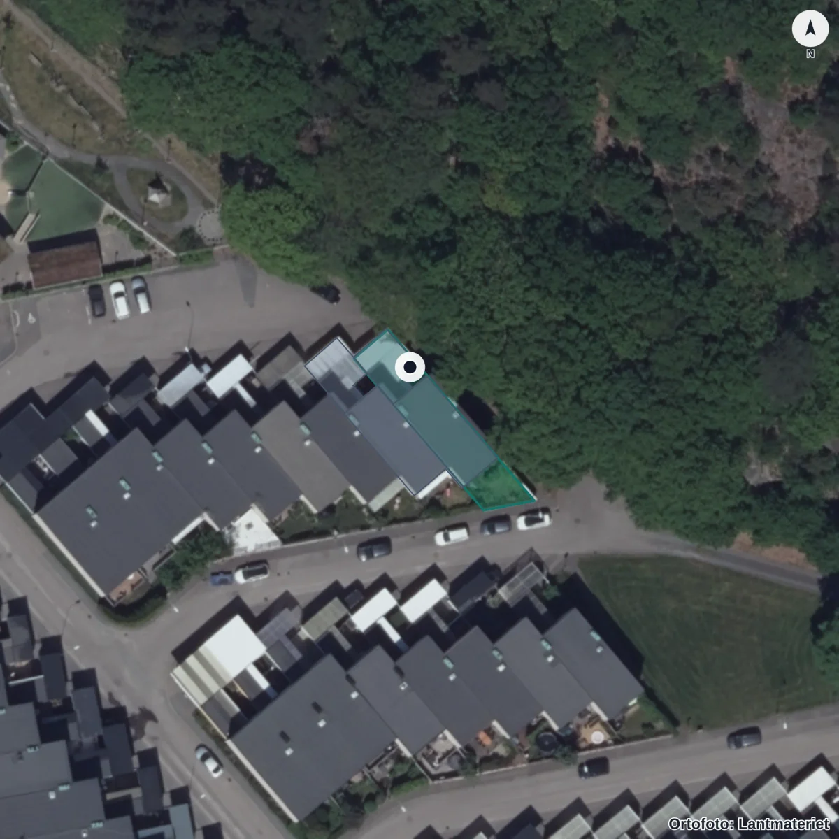 Flygbild över Vinlandsgatan 9k Förskola, ortofoto från Lantmäteriet