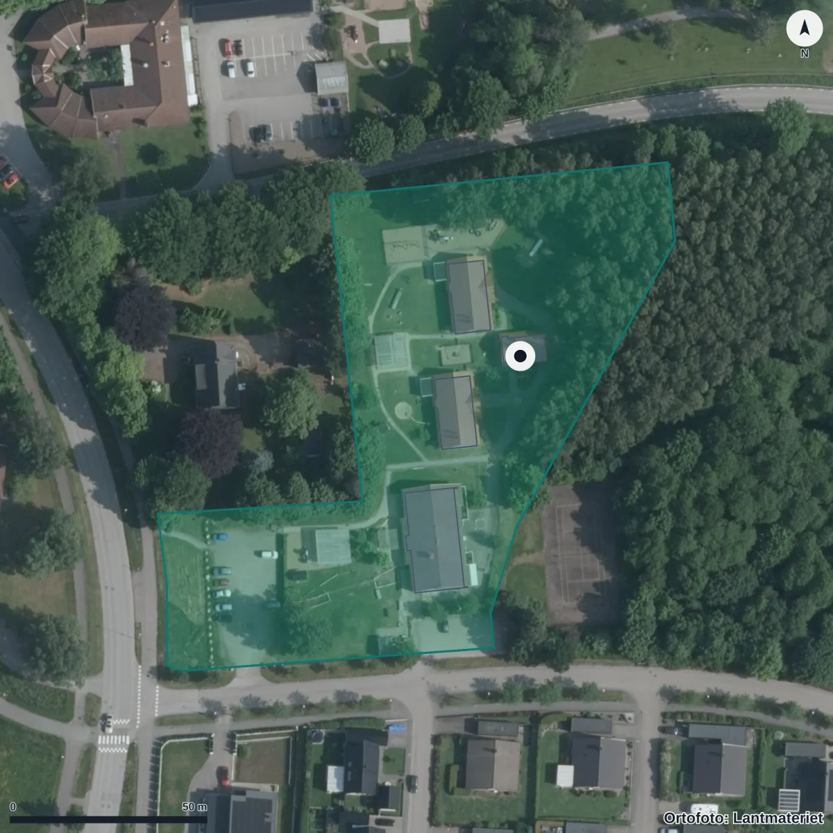 Flygbild över Kammerslyckans Förskola, ortofoto från Lantmäteriet