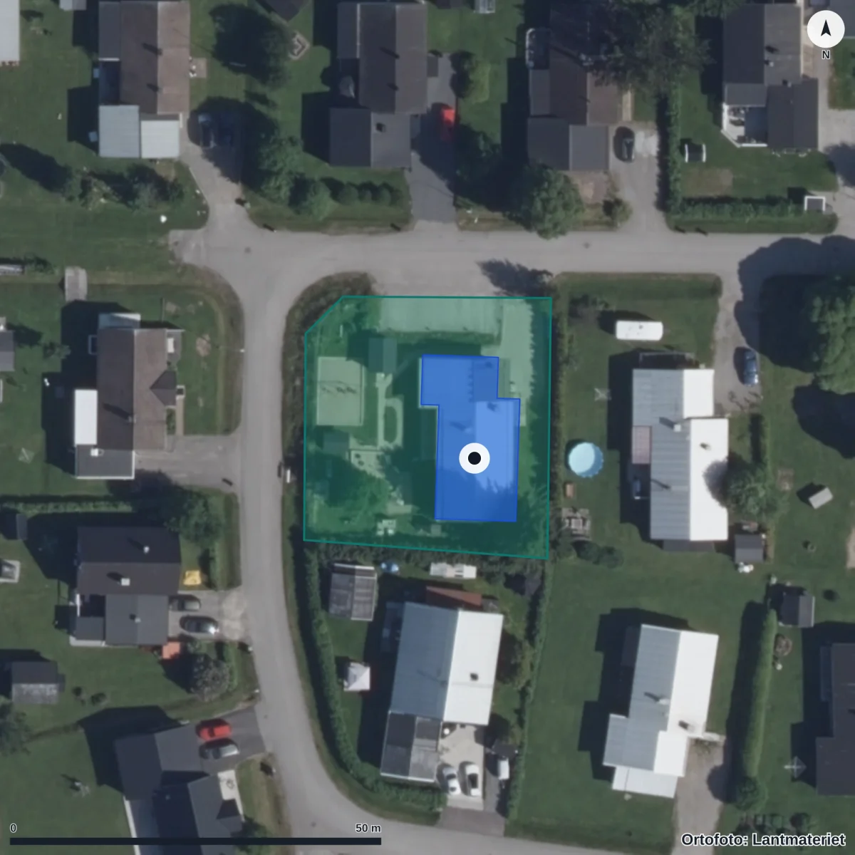 Flygbild över Svensby Förskola, ortofoto från Lantmäteriet