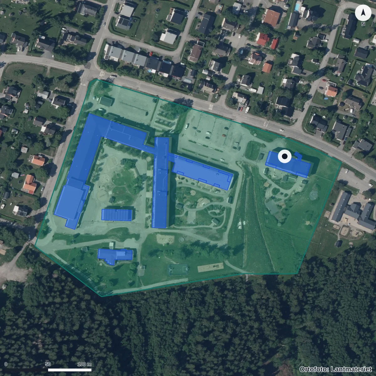 Flygbild över Ängsmarkens Förskola, ortofoto från Lantmäteriet
