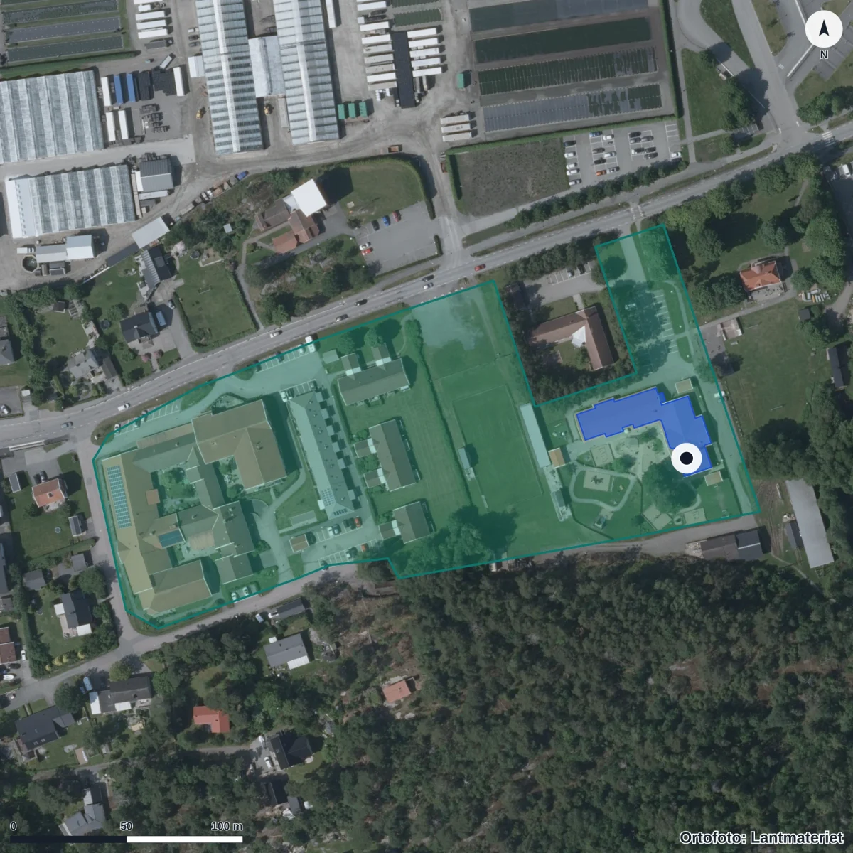 Flygbild över Boställets Förskola, ortofoto från Lantmäteriet