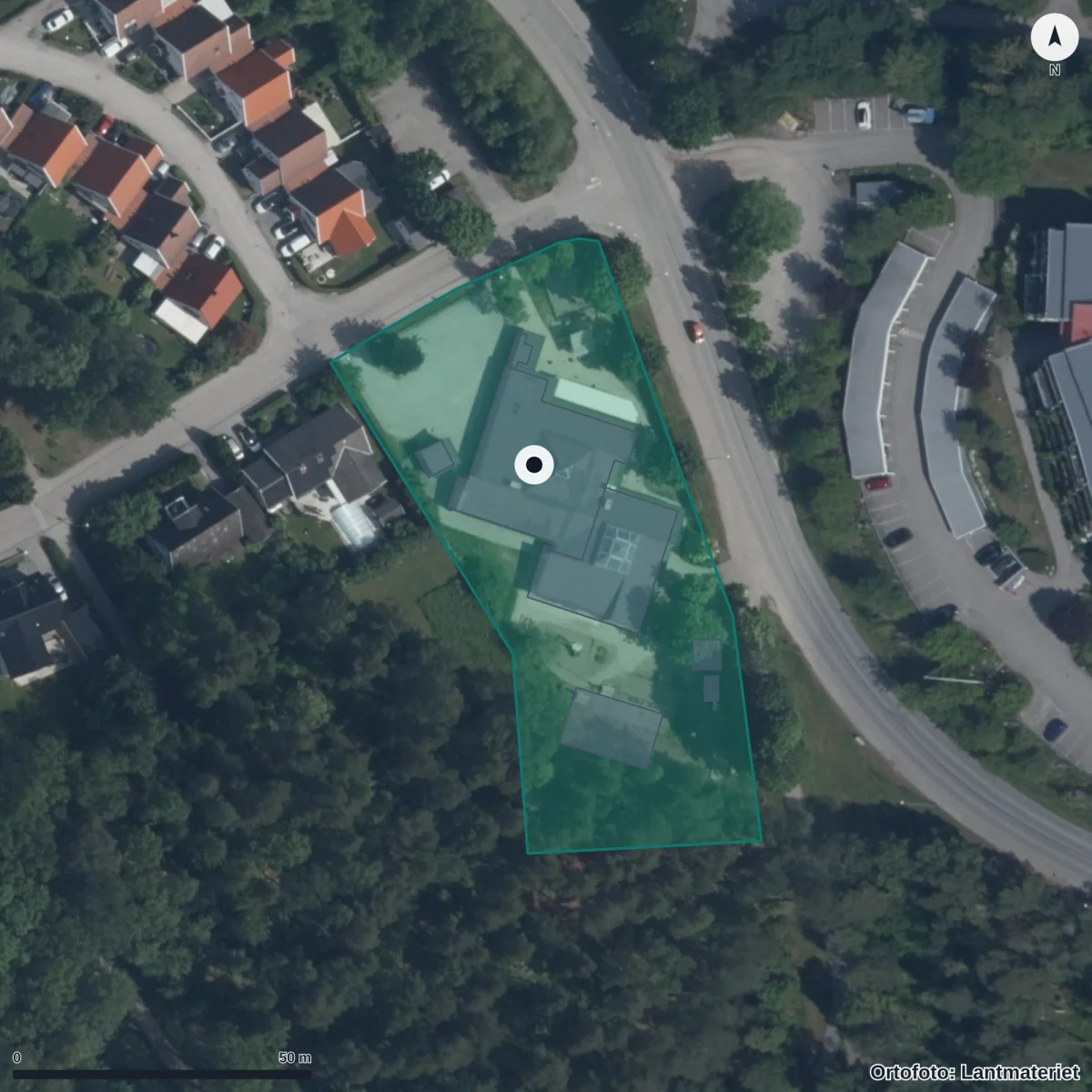 Flygbild över Saturnus Förskola, ortofoto från Lantmäteriet