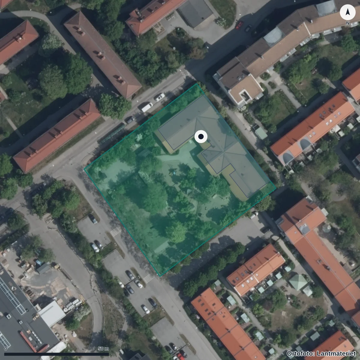 Flygbild över Förskolan Gläntan, Pysslingen, ortofoto från Lantmäteriet