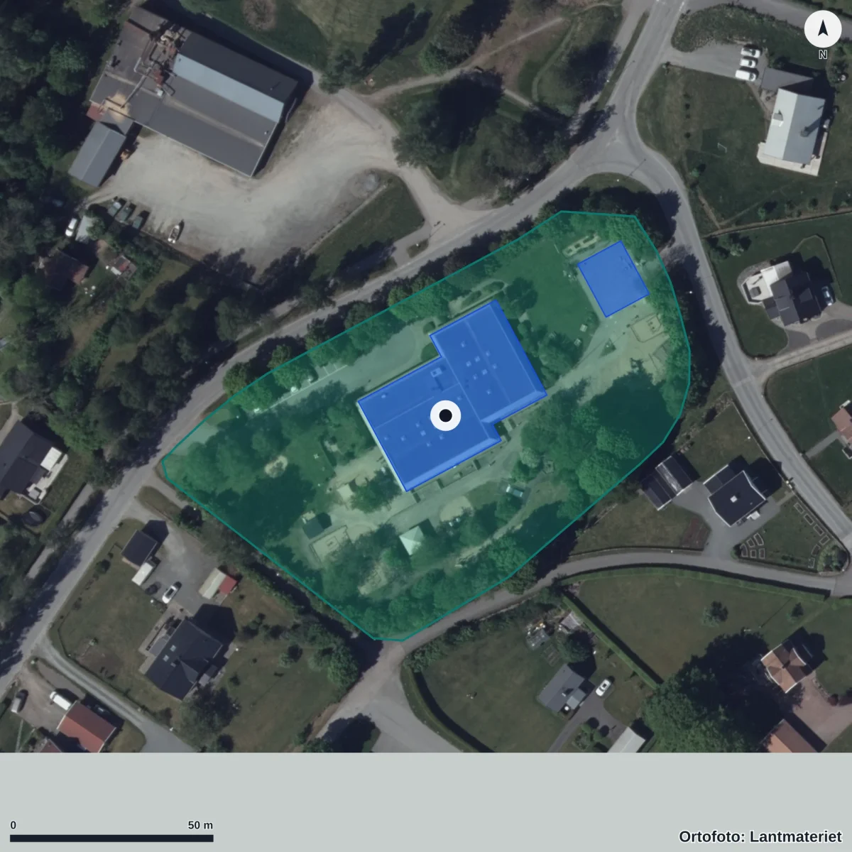 Flygbild över Loftsgårdens Förskola, ortofoto från Lantmäteriet