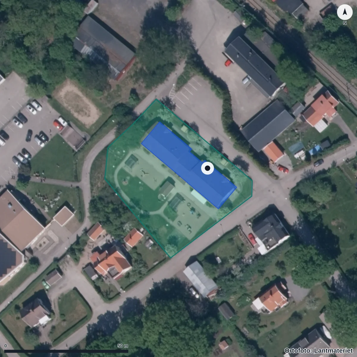 Flygbild över Björkvägens Förskola, ortofoto från Lantmäteriet