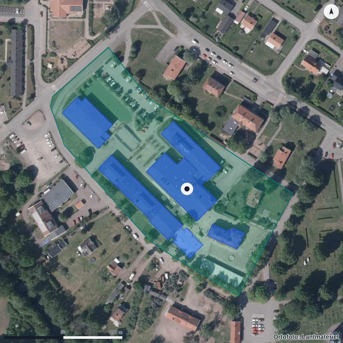 Flygbild över Förskolan Ljungbyholm, ortofoto från Lantmäteriet