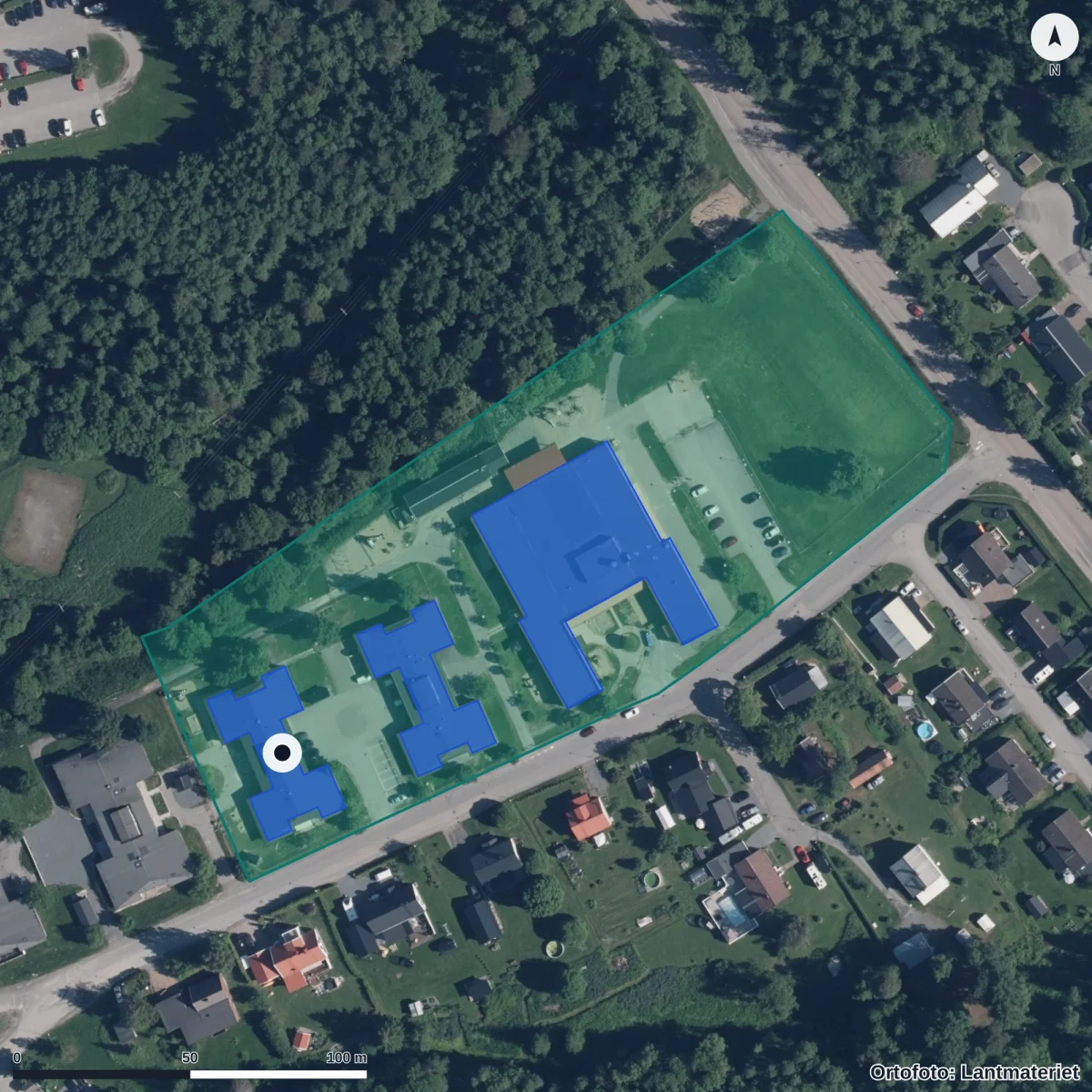 Flygbild över Barnens Förskola, ortofoto från Lantmäteriet