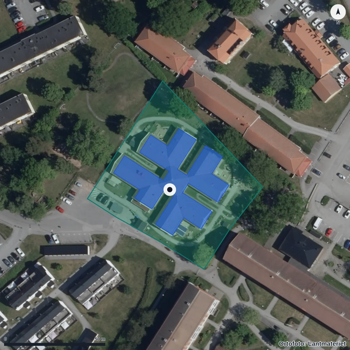 Flygbild över Förskolan Björken, ortofoto från Lantmäteriet