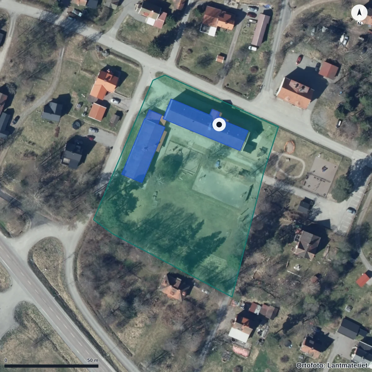 Flygbild över Förskolan Sågmyra, ortofoto från Lantmäteriet