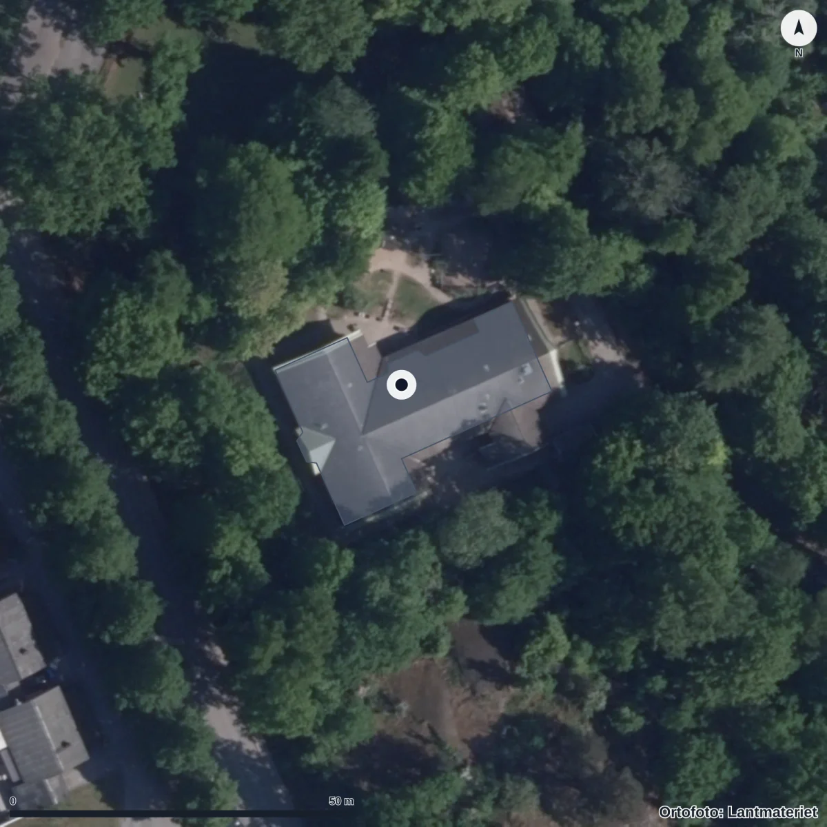 Flygbild över Bellevue Förskola, ortofoto från Lantmäteriet