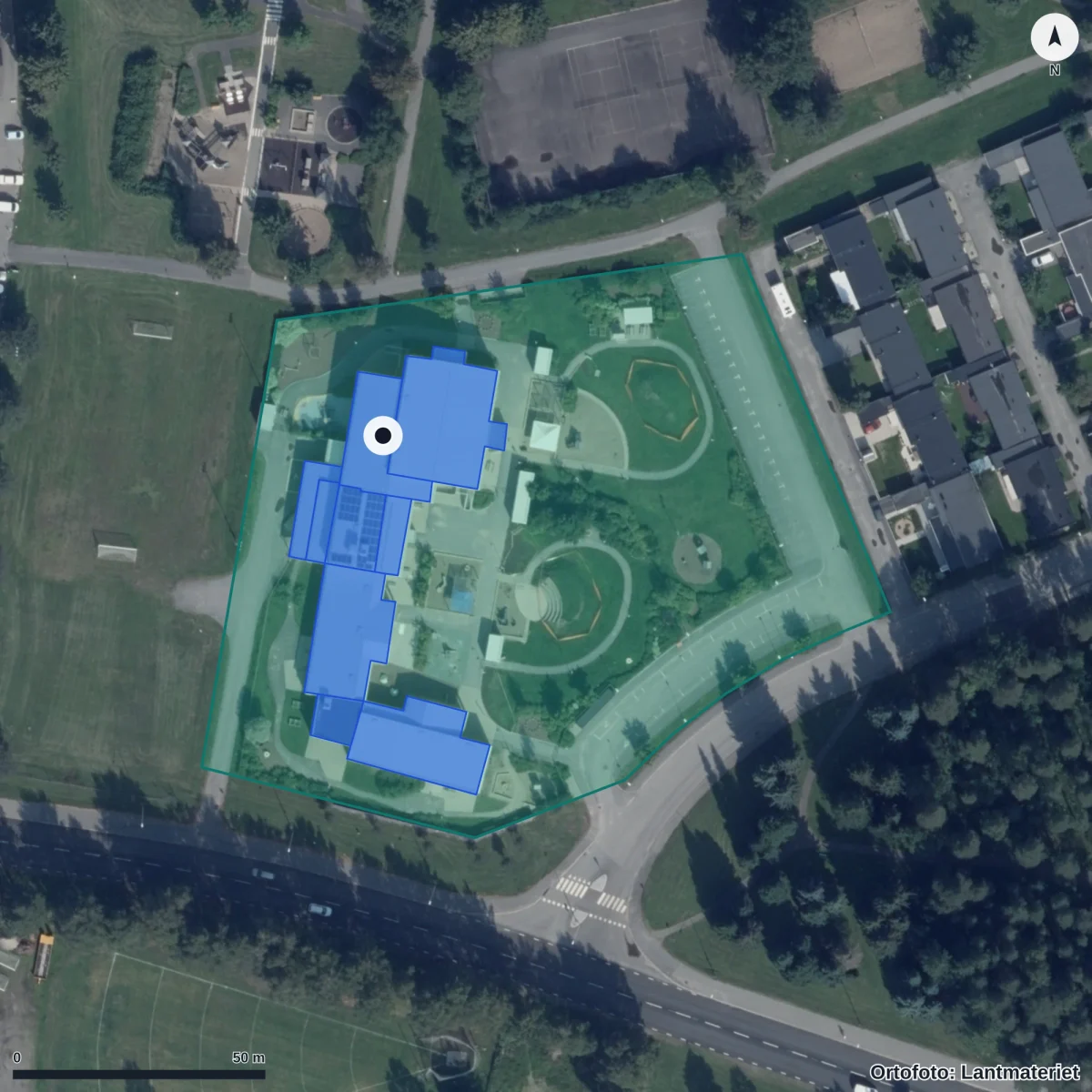 Flygbild över Norrbacka Förskola, ortofoto från Lantmäteriet