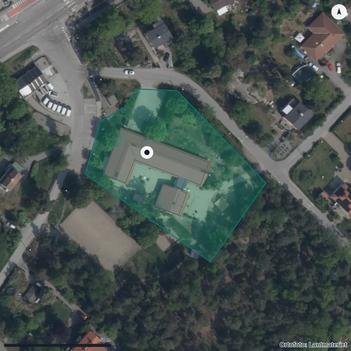 Flygbild över Bågens Förskola, ortofoto från Lantmäteriet