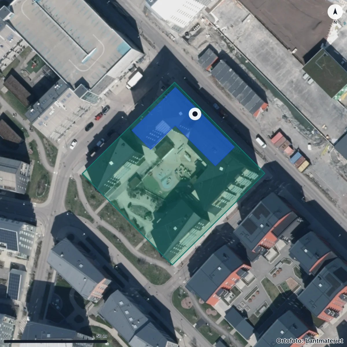 Flygbild över Tritons Förskola, ortofoto från Lantmäteriet