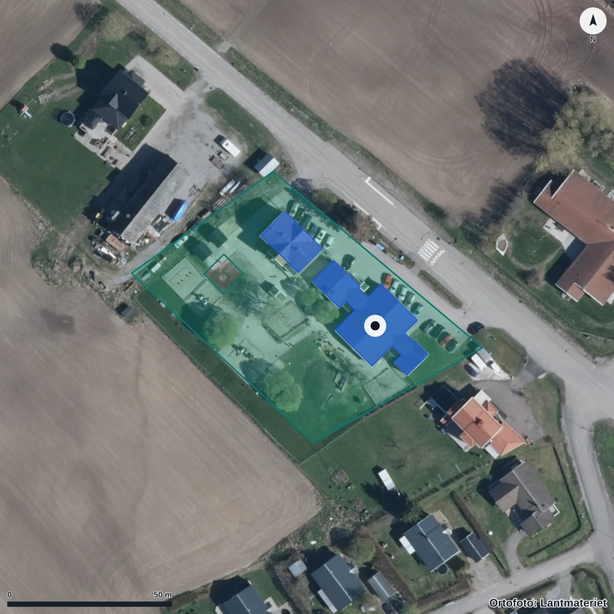 Flygbild över Indals Förskola, ortofoto från Lantmäteriet