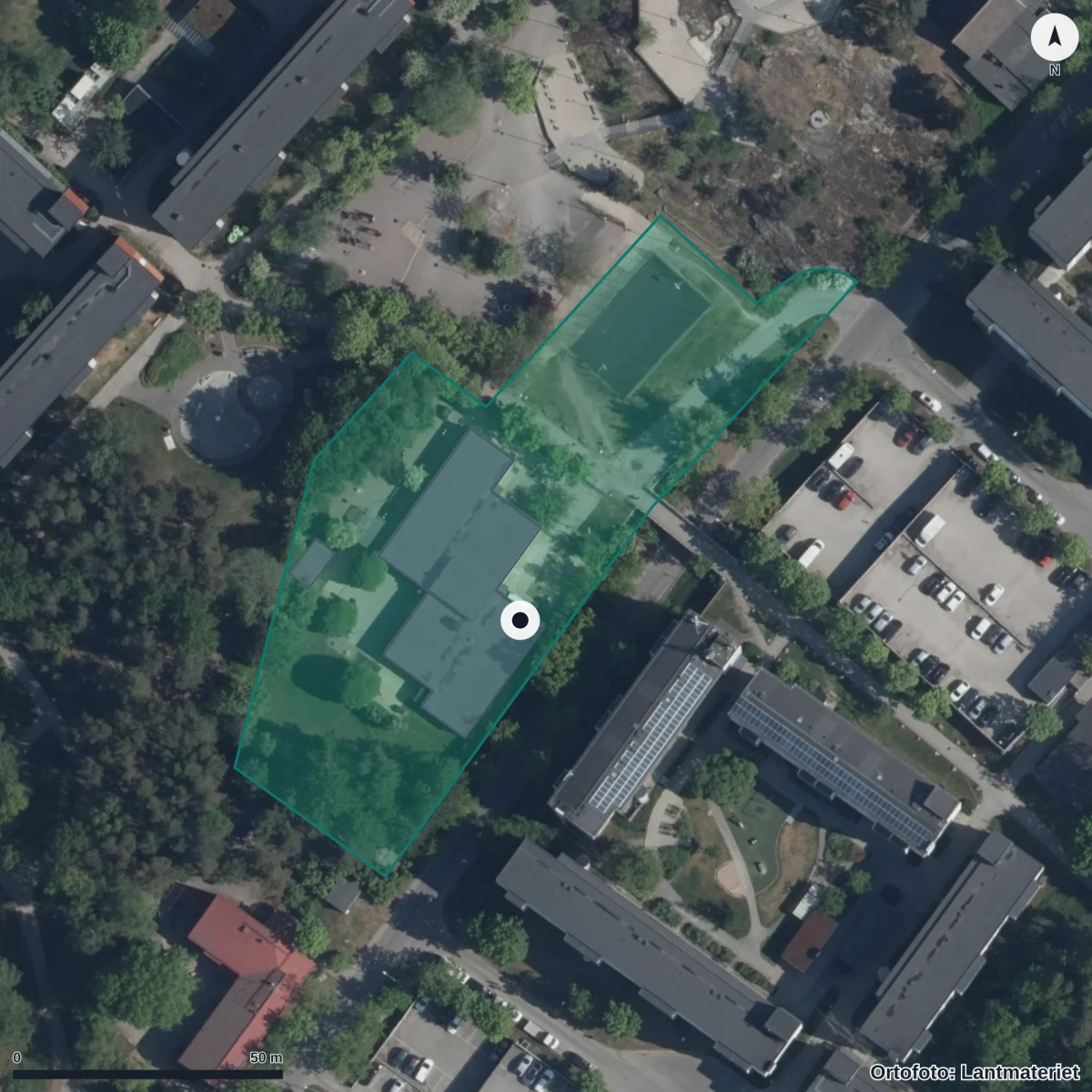 Flygbild över Förskolan Solrosen, ortofoto från Lantmäteriet