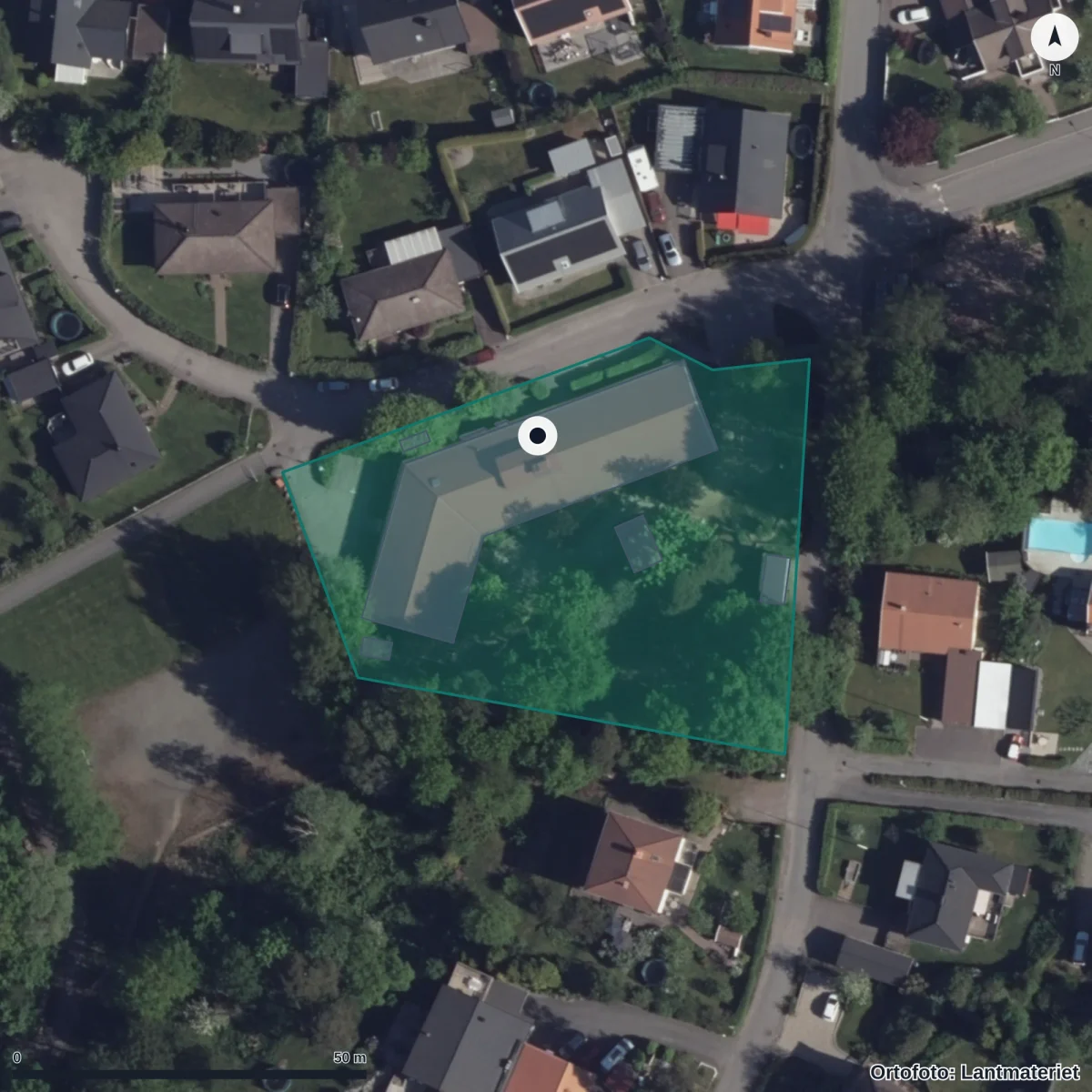 Flygbild över Ljungna Förskola, ortofoto från Lantmäteriet