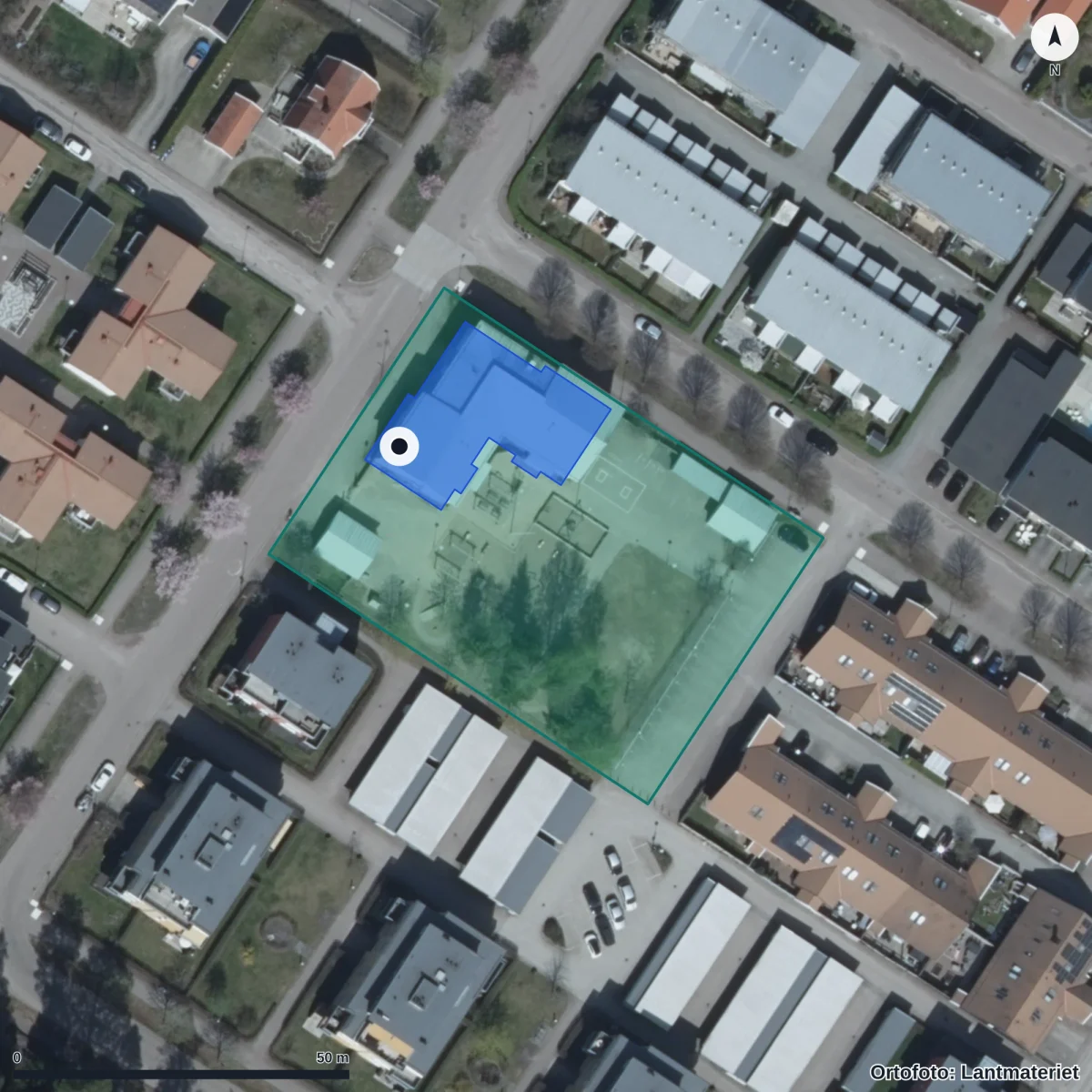 Flygbild över Förskolan Gomorronsol, ortofoto från Lantmäteriet