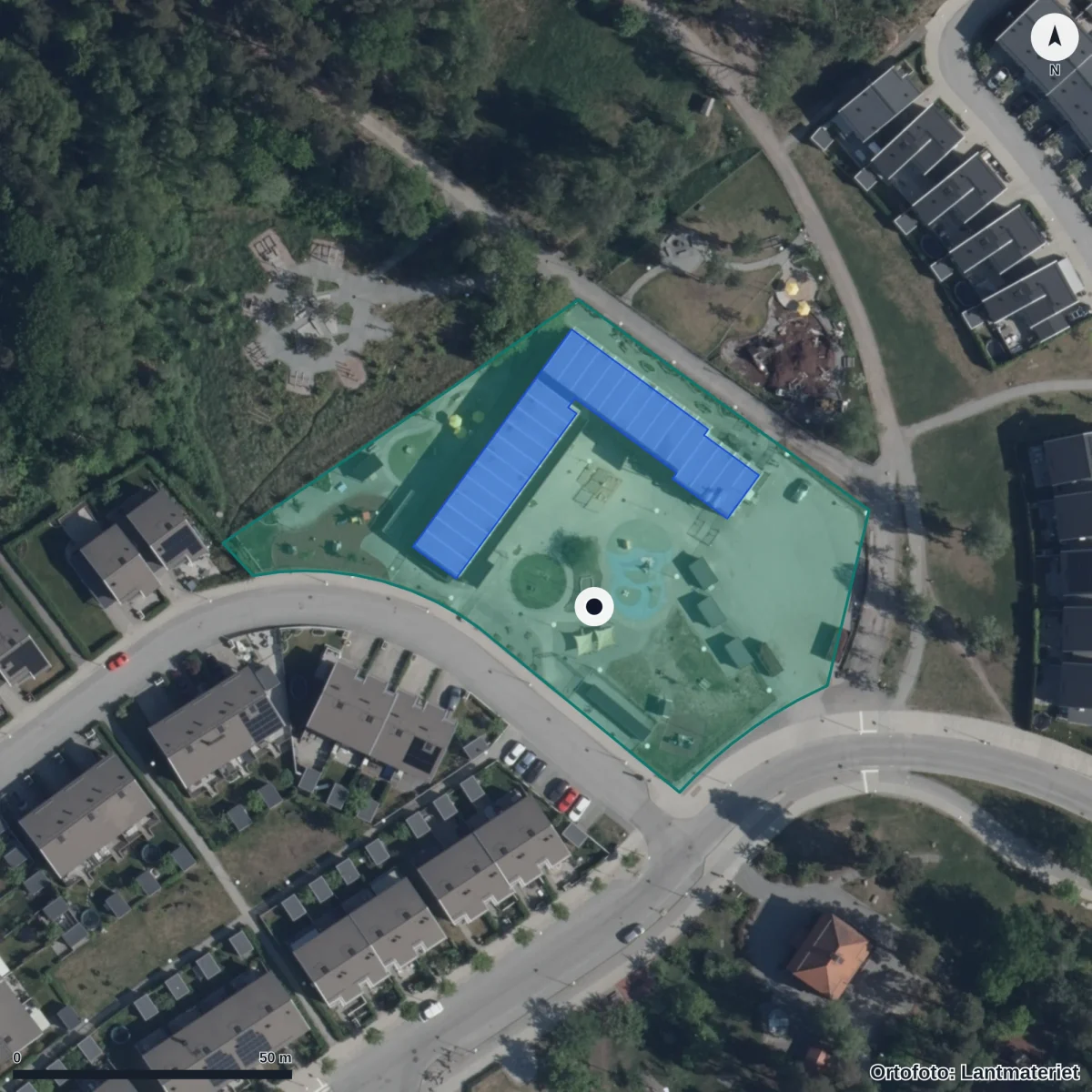 Flygbild över Igelbäckens Förskola, ortofoto från Lantmäteriet