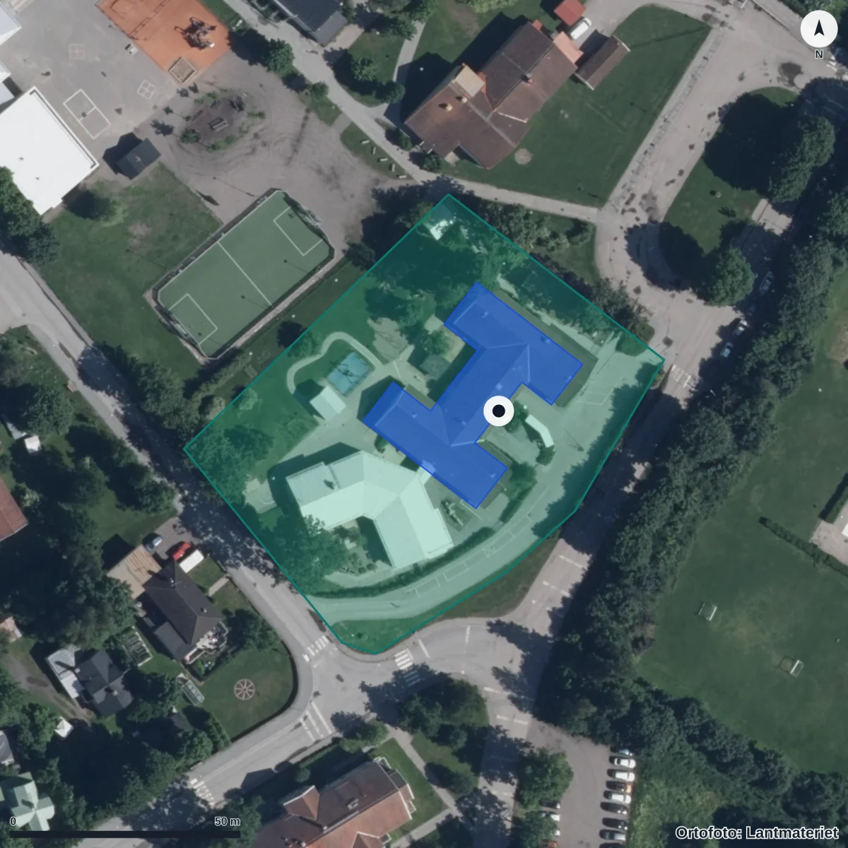Flygbild över Förskolan Paletten Örbyhus, ortofoto från Lantmäteriet