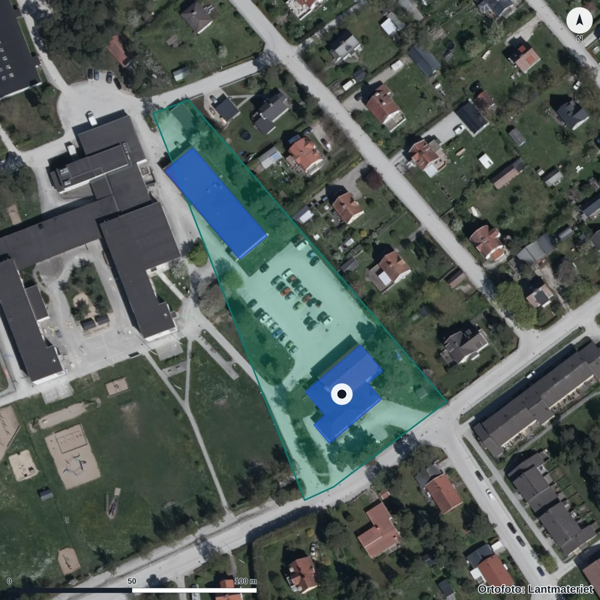 Flygbild över Slite Förskola, ortofoto från Lantmäteriet