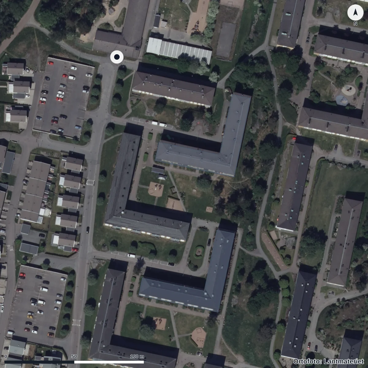 Flygbild över Temperaturgatan 93 Förskola, ortofoto från Lantmäteriet