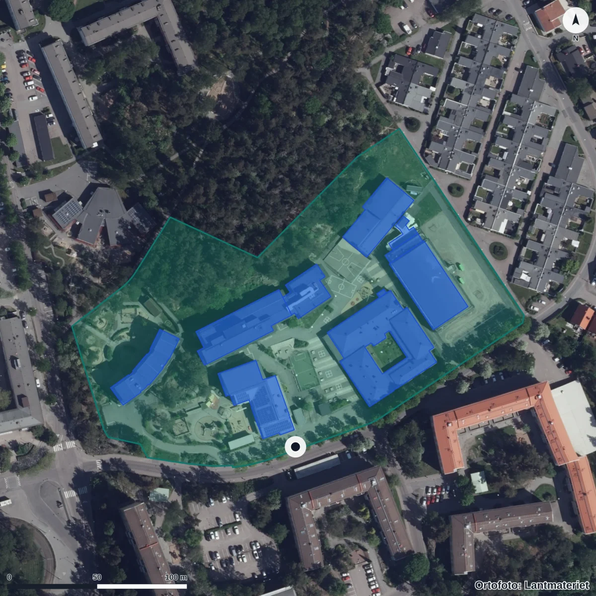 Flygbild över Aprilgatan 2a Förskola, ortofoto från Lantmäteriet