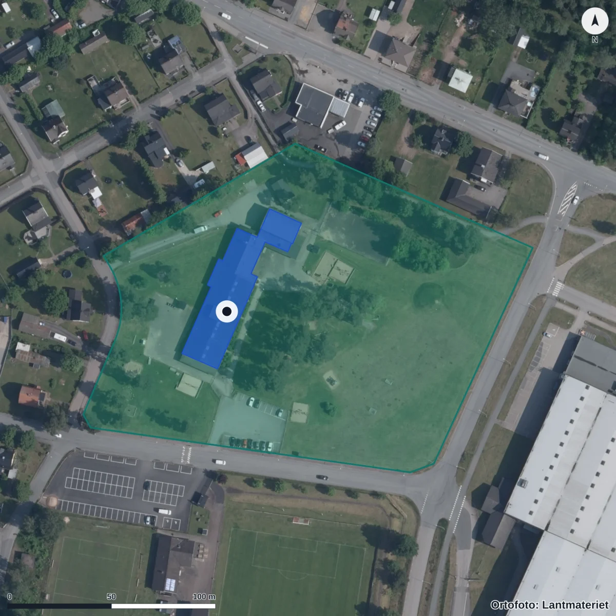 Flygbild över Gyllengårdens Förskola, ortofoto från Lantmäteriet