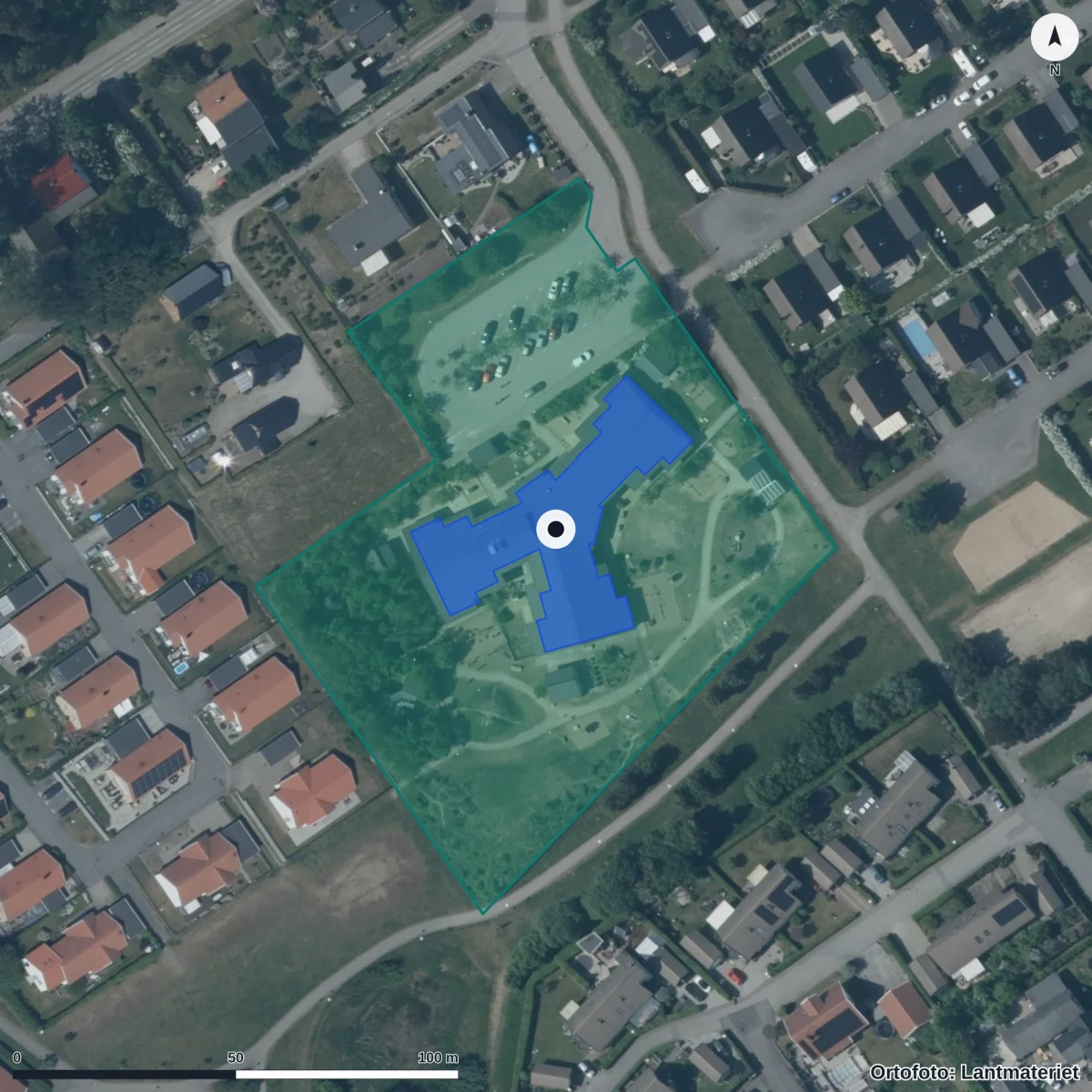 Flygbild över Nya Dalaförskola, ortofoto från Lantmäteriet
