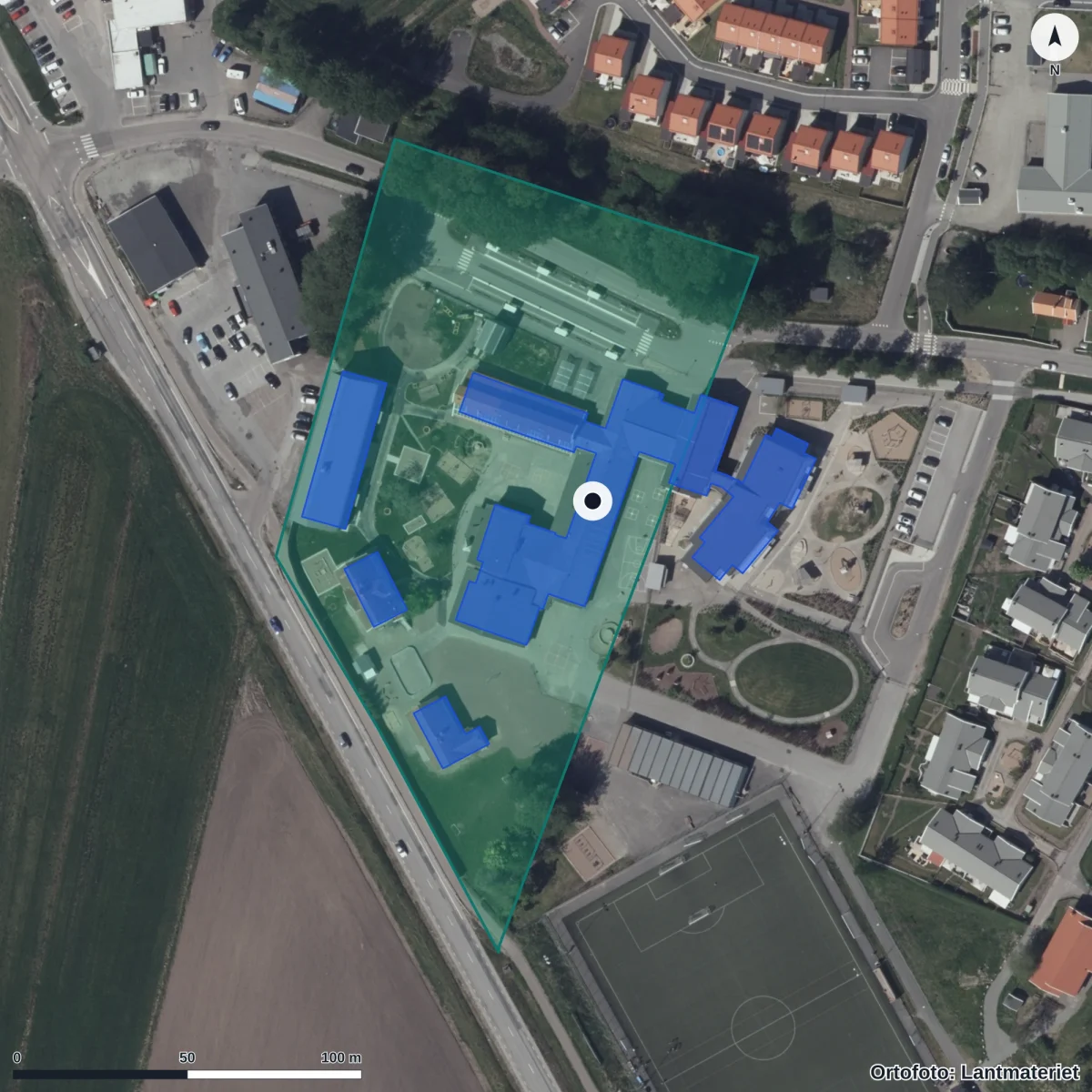 Flygbild över Kareby Förskola, ortofoto från Lantmäteriet