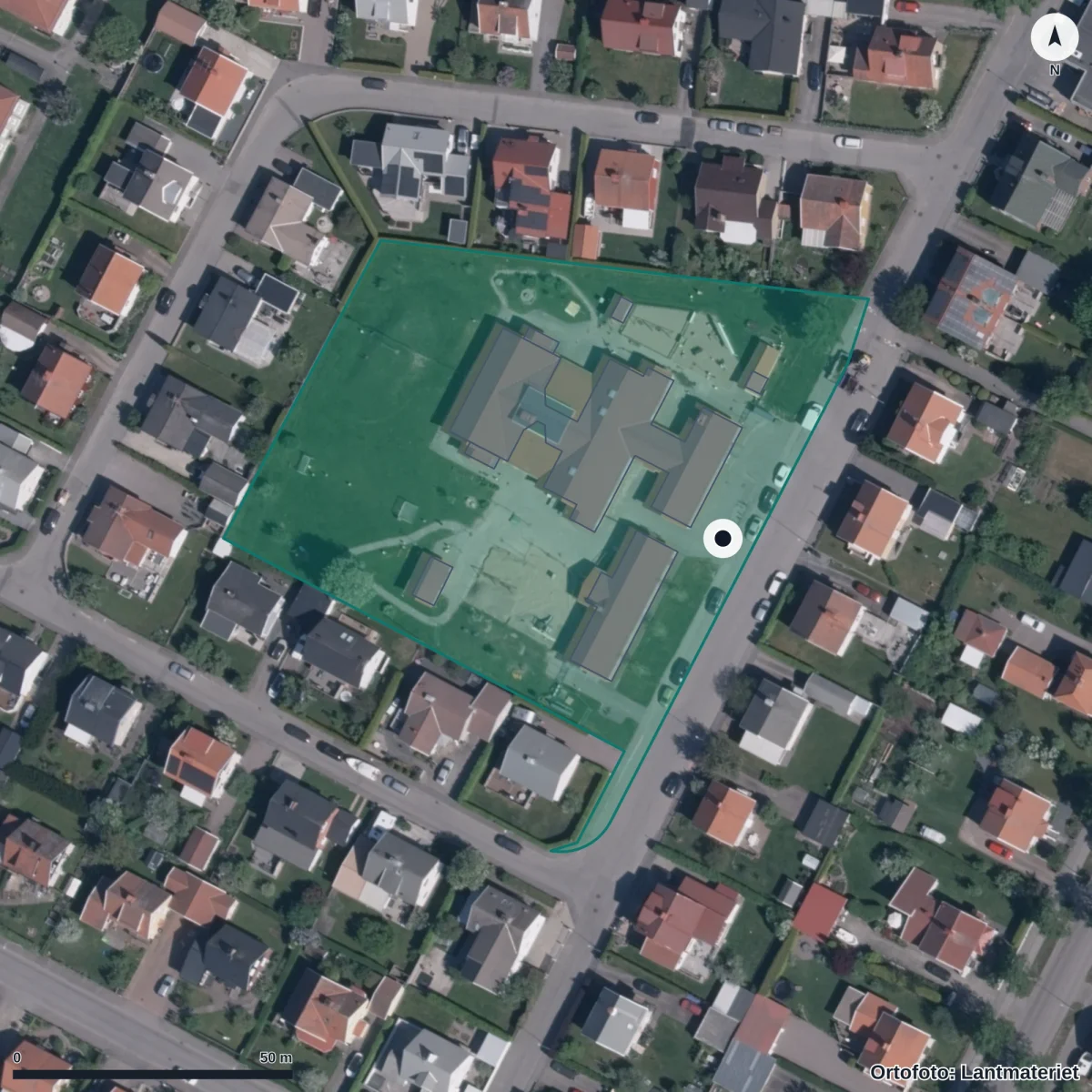 Flygbild över Hagaängs Förskola, ortofoto från Lantmäteriet