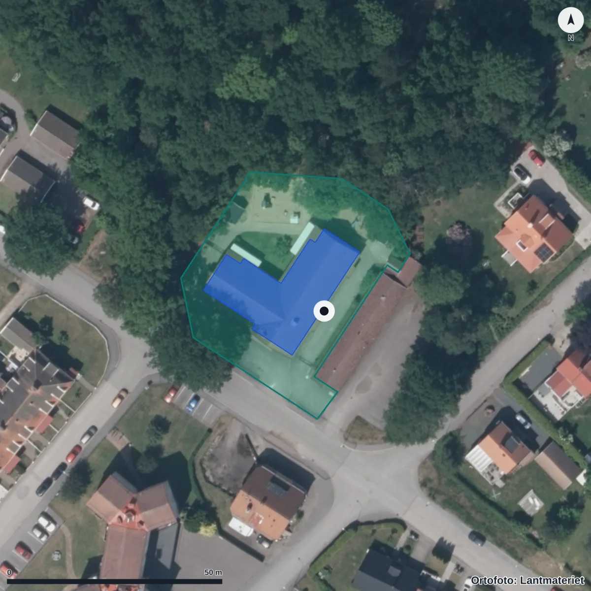 Flygbild över Förskolan Björkelund, ortofoto från Lantmäteriet