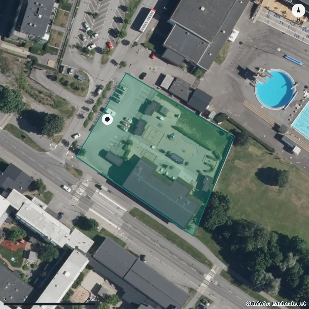 Flygbild över Växthusets Förskola, ortofoto från Lantmäteriet