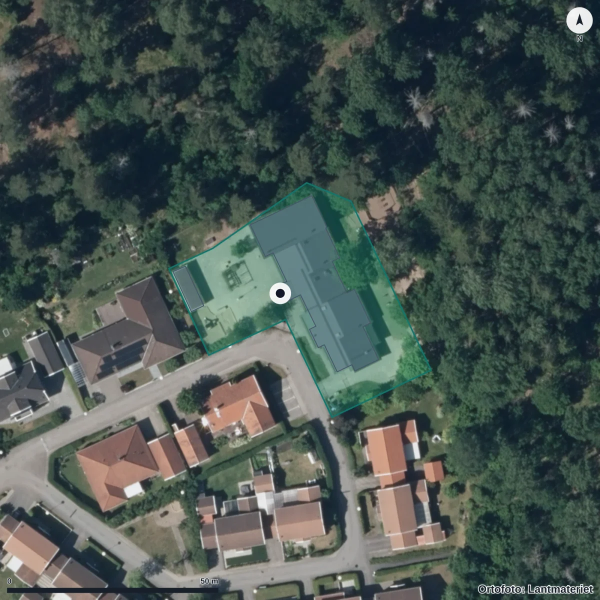 Flygbild över Järnåldersgatan 27, ortofoto från Lantmäteriet