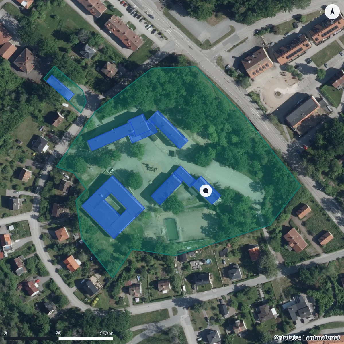 Flygbild över Förskolan Eken, ortofoto från Lantmäteriet