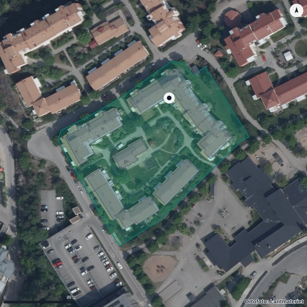 Flygbild över Jarlabergs Förskola, ortofoto från Lantmäteriet