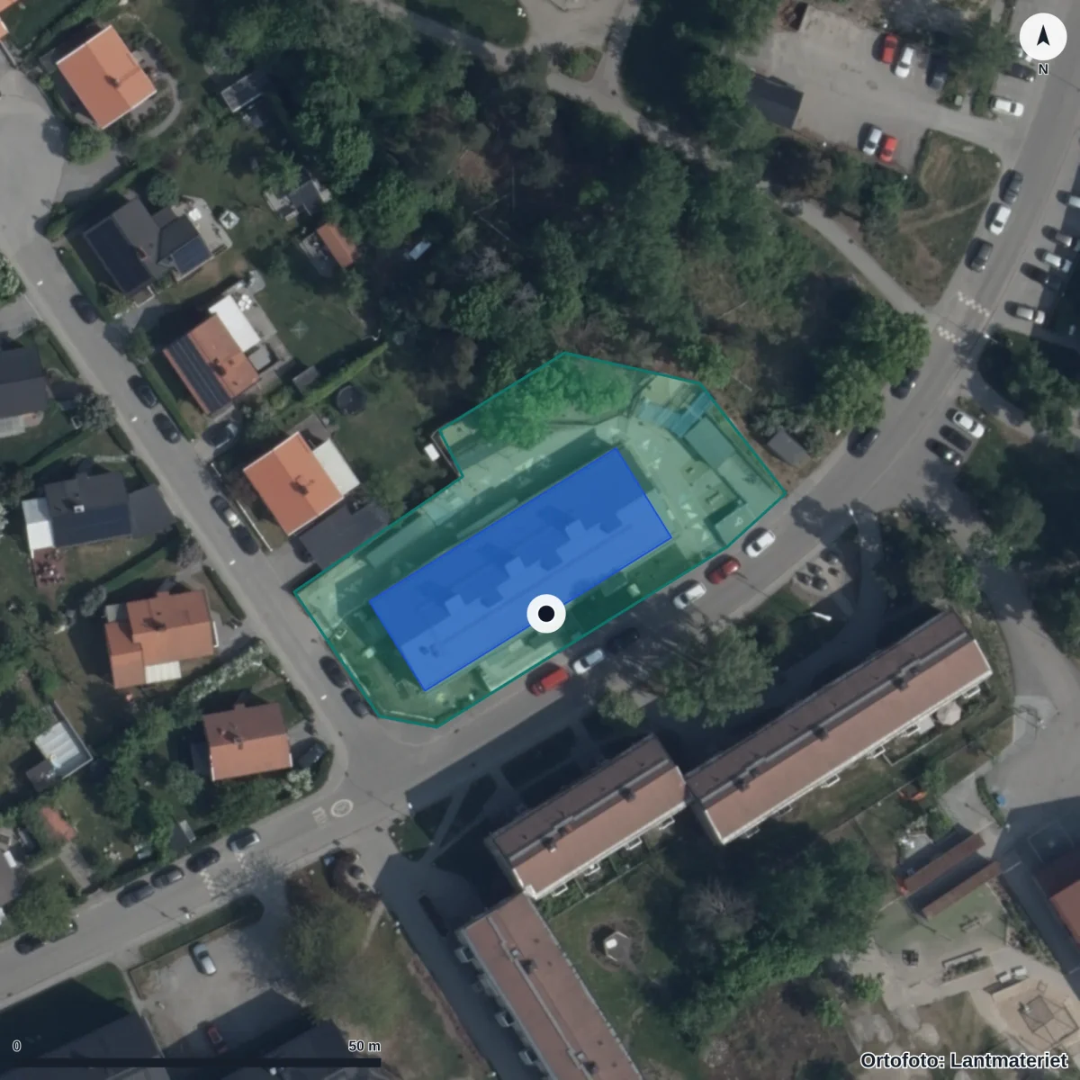 Flygbild över Förskolan Hinden, ortofoto från Lantmäteriet