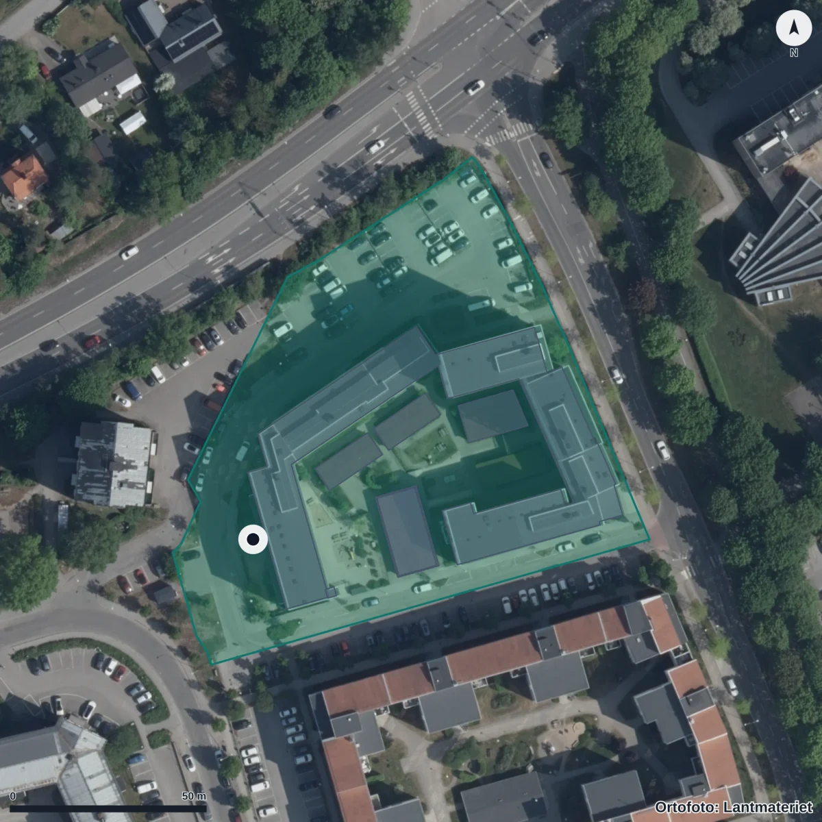 Flygbild över Dibber Bergatrollet Förskola, ortofoto från Lantmäteriet